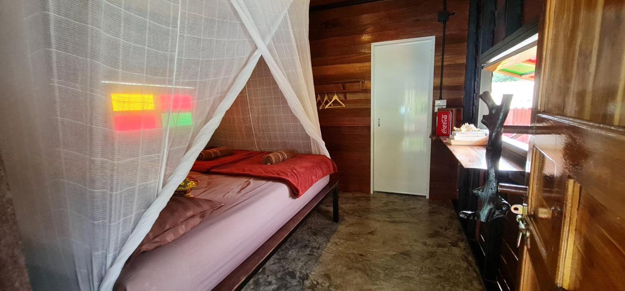 Готель Wooden Hut Koh Kood Ko Kut Екстер'єр фото